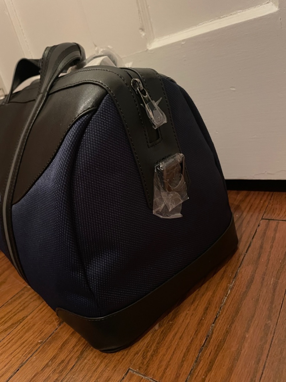 NWT S.T. Dupont Defi Millennium Cosy Small Travel Bag in Black and Blue - Picture 6 of 9